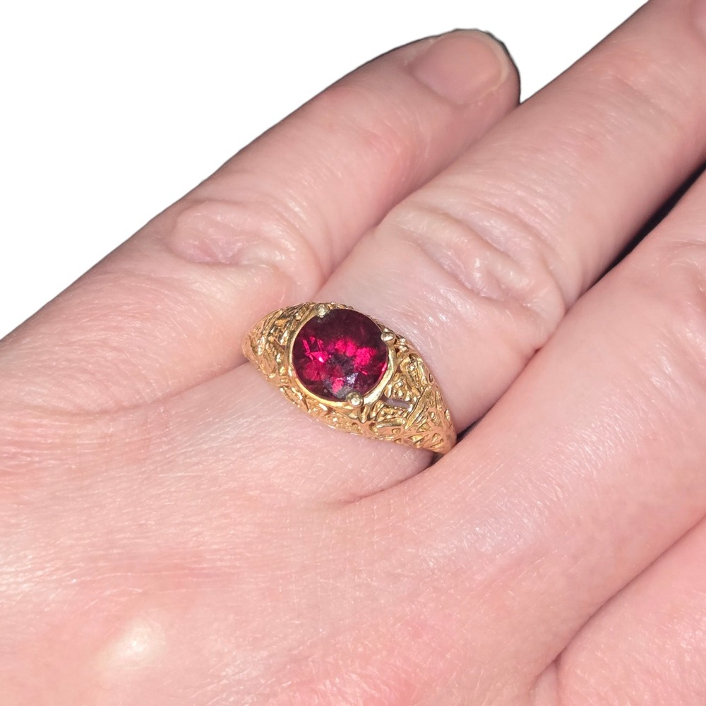JewelAmerica Ring Womens 8.5 Gold 10K Lab Ruby Filigree Vintage ZRW Estate Style